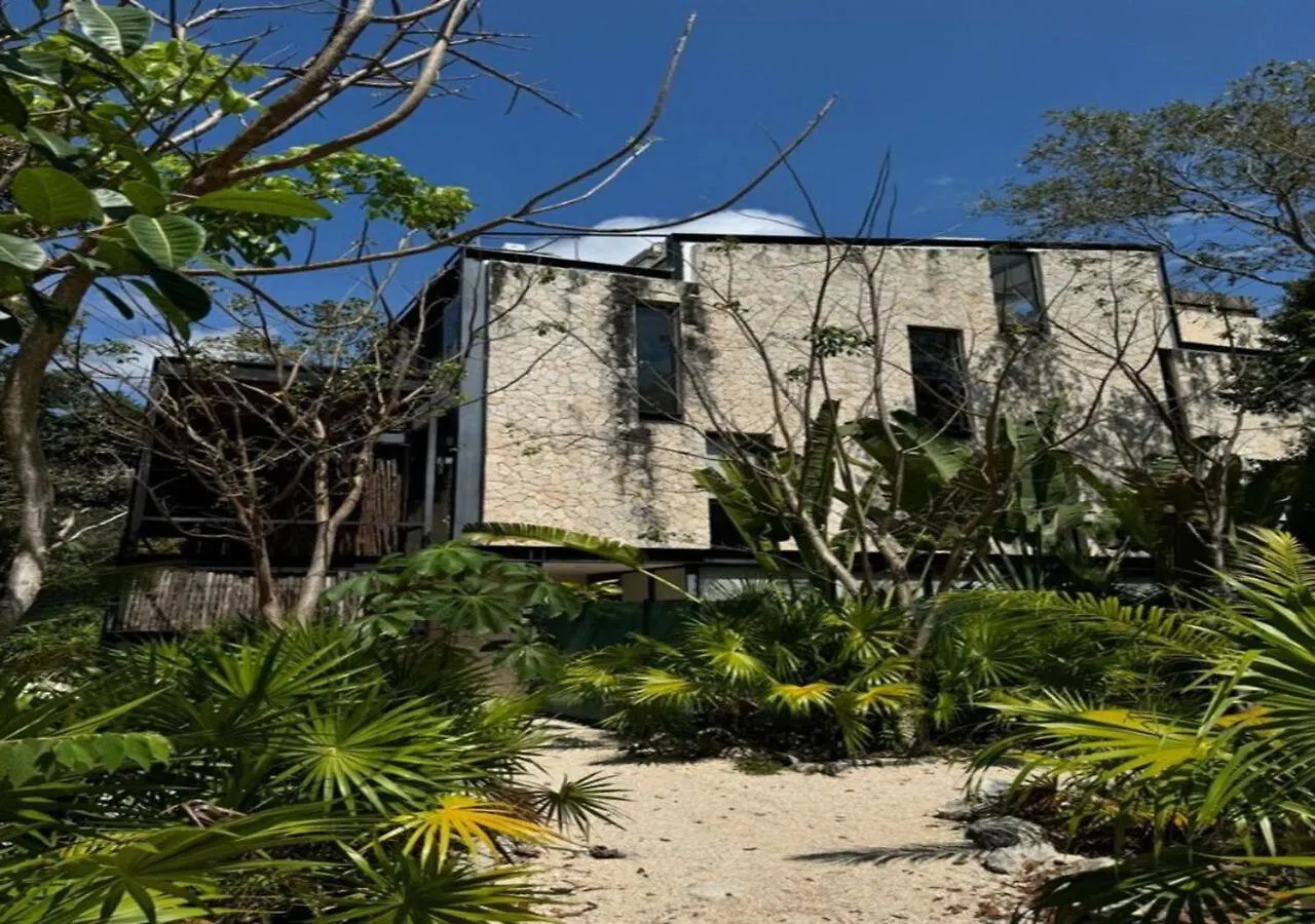טולום Luxory Village